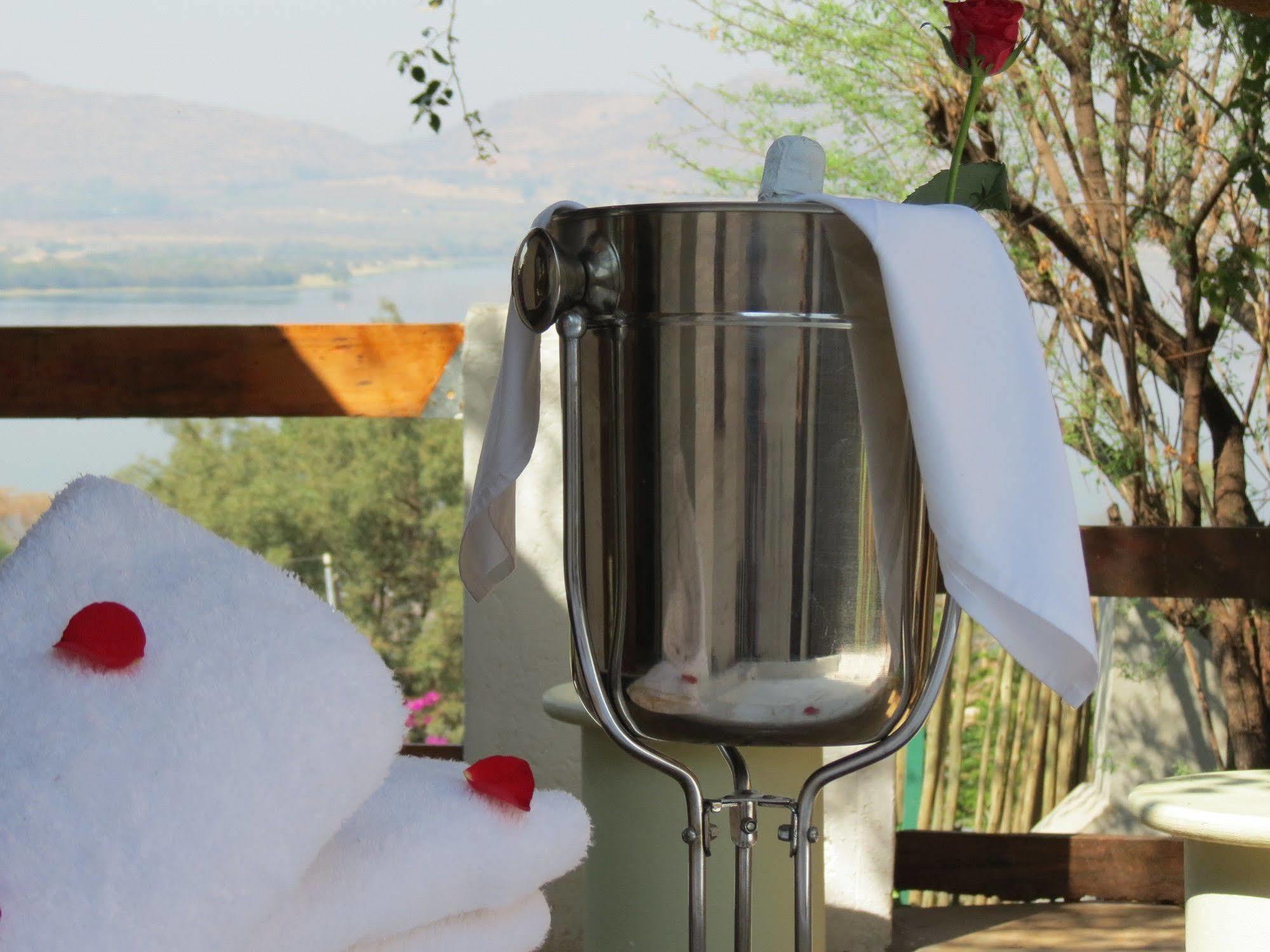 Galagos Lodge Hartbeespoort Εξωτερικό φωτογραφία