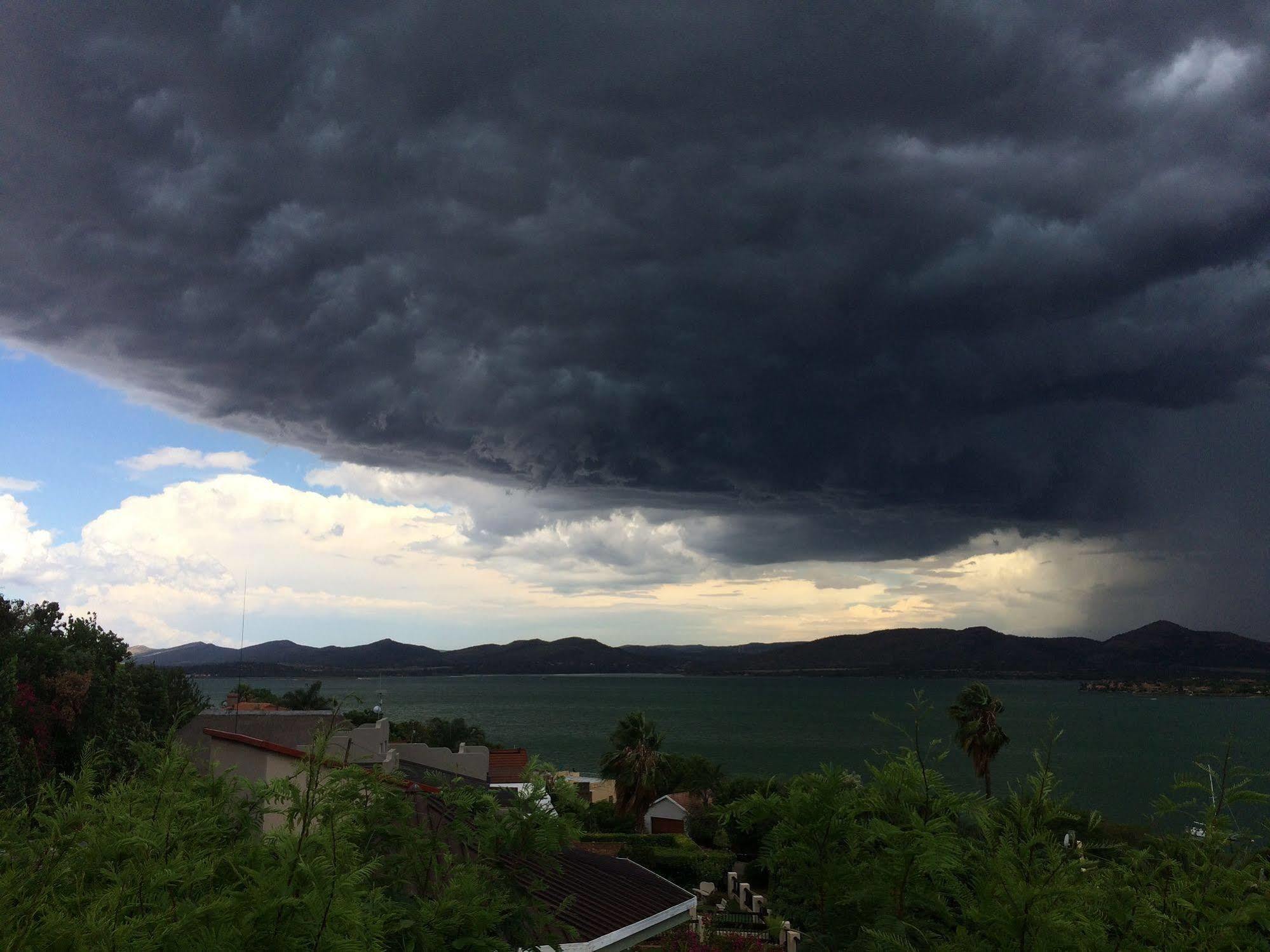 Galagos Lodge Hartbeespoort Εξωτερικό φωτογραφία